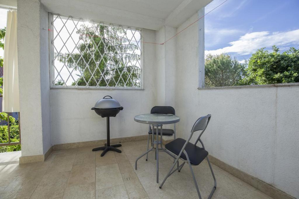 Apartman Laurus Malinska Buitenkant foto